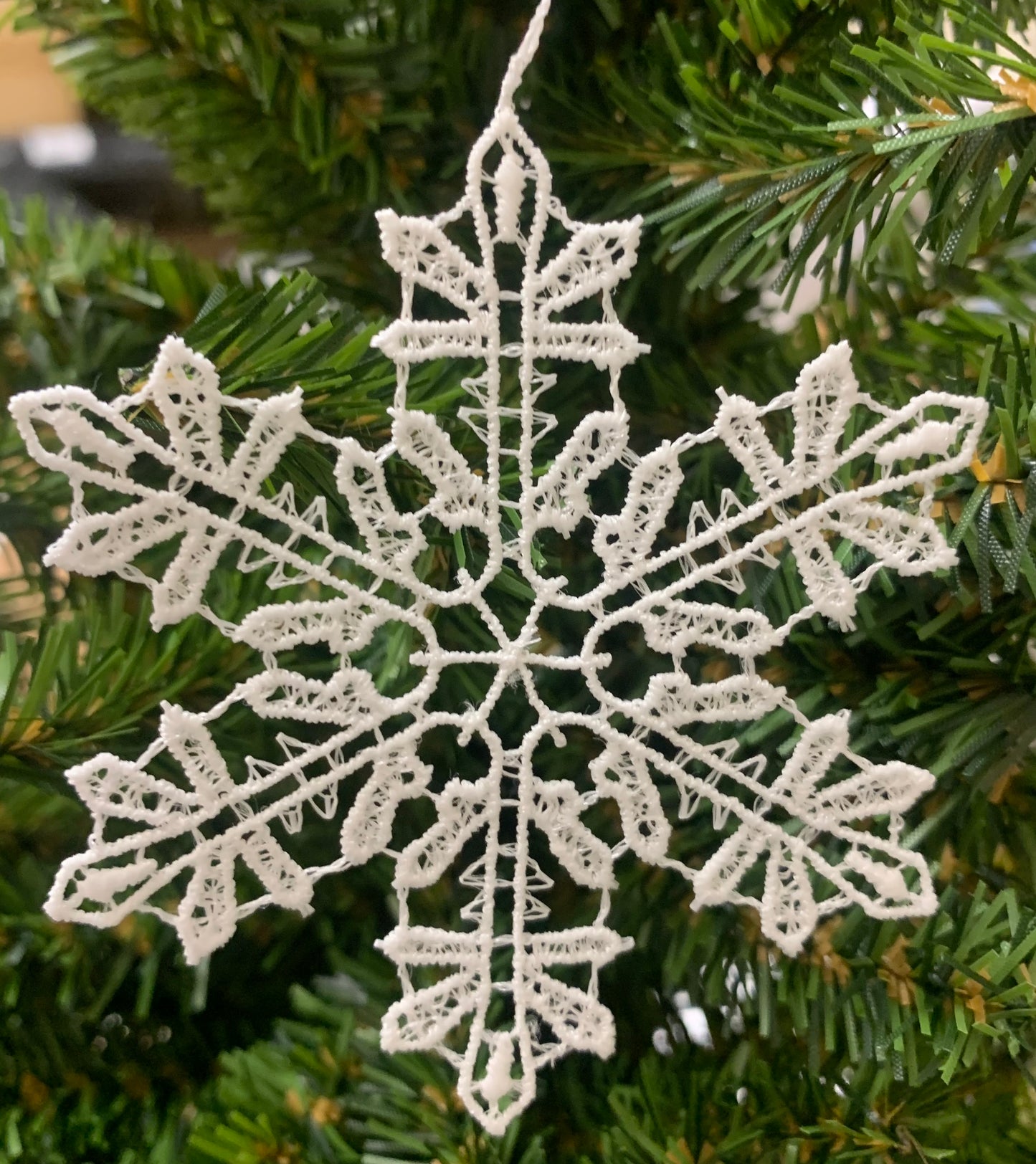 White Snowflakes Snowstars German Lace Christmas Ornaments Set of 6 Decorations