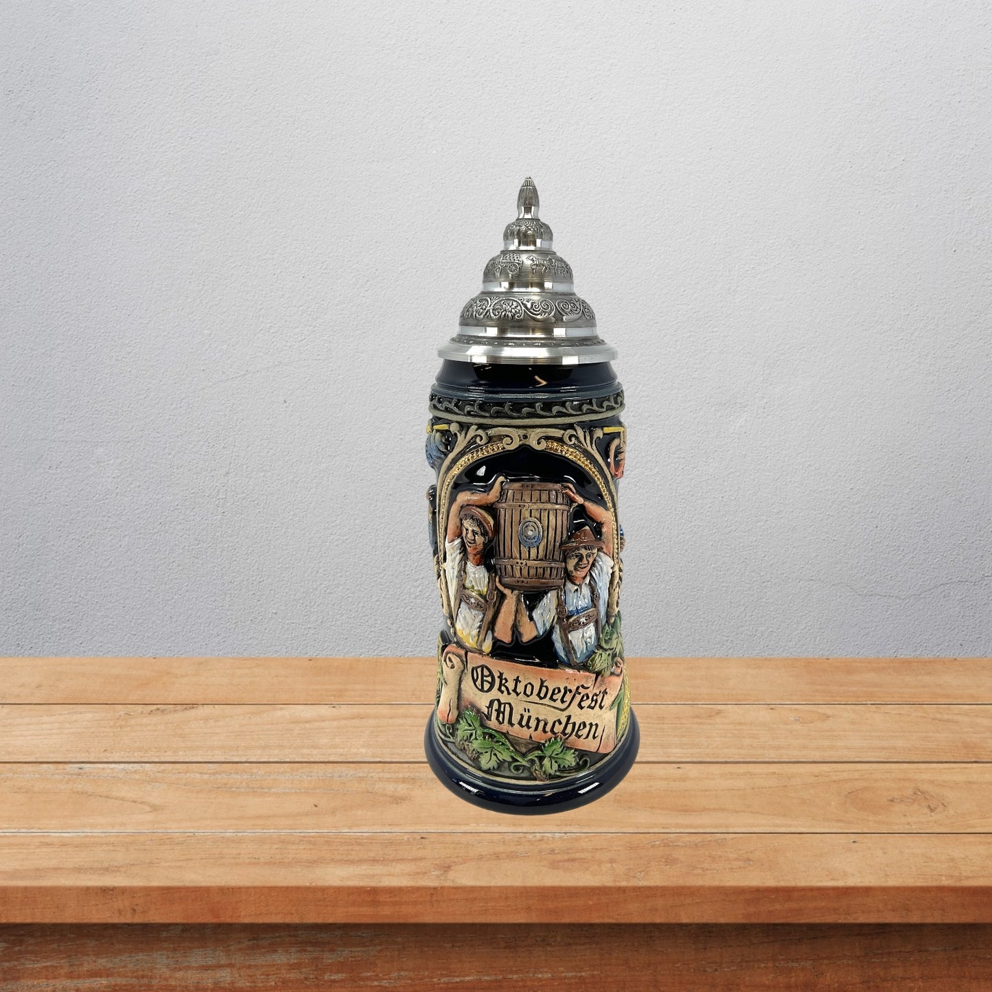 Pinnacle Peak Trading 2023 LE Munchen Munich Bavarian Oktoberfest LE German Beer Stein .5 Liter by King Werk