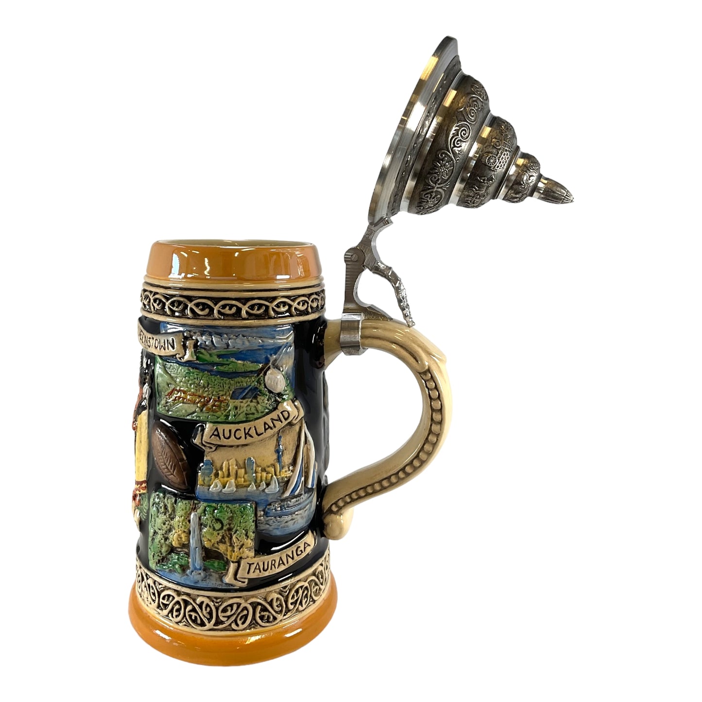 Pinnacle Peak Trading New Zealand Coat of Arms and Landmarks LE German Beer Stein .5 L by King Werks